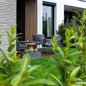 Flora Deluxe - Hav Aparts Apartament